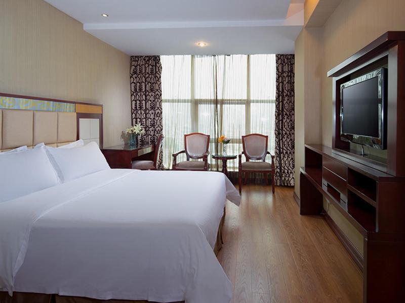 Vienna Hotel In Pinghu Square Shenzhen Exterior photo