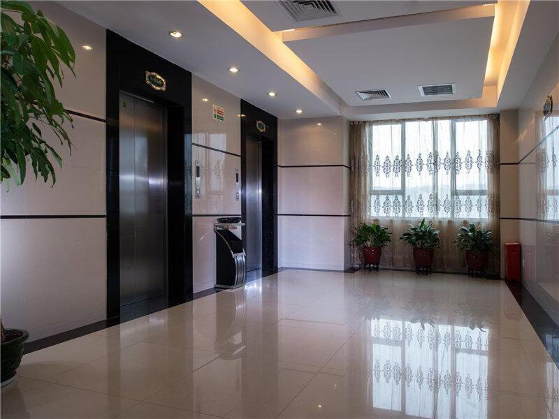 Vienna Hotel In Pinghu Square Shenzhen Exterior photo