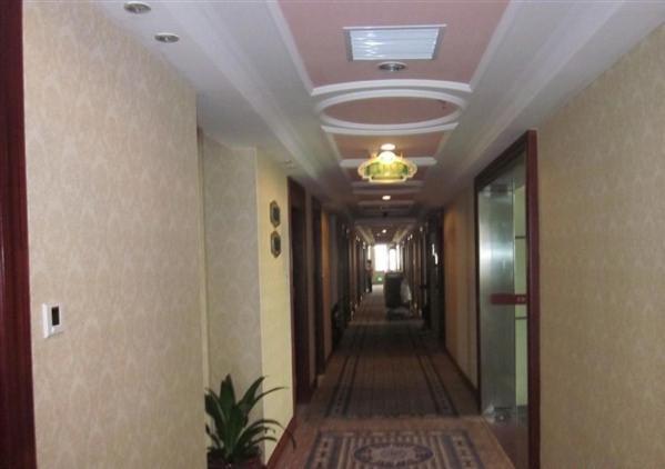Vienna Hotel In Pinghu Square Shenzhen Exterior photo